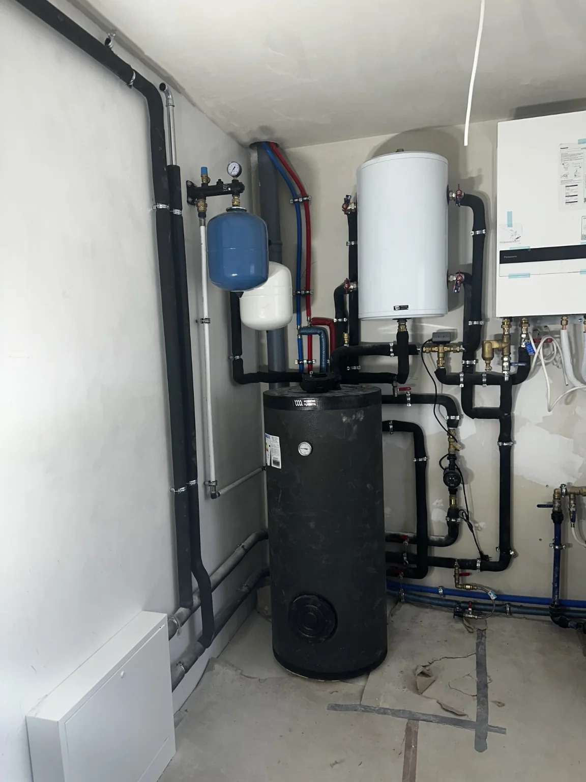 Instalacja grzewcza i zbiornik buforowy – realizacja